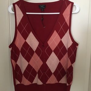 Sweater vest